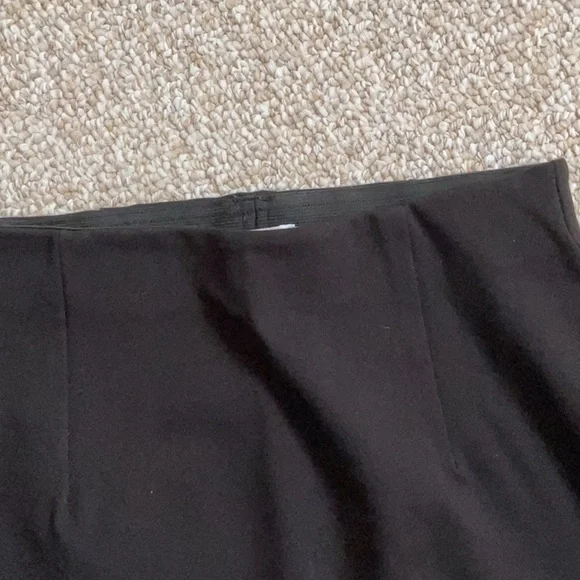 Ricki’s slim pencil skirt. Pull on. - Picture 2 of 7